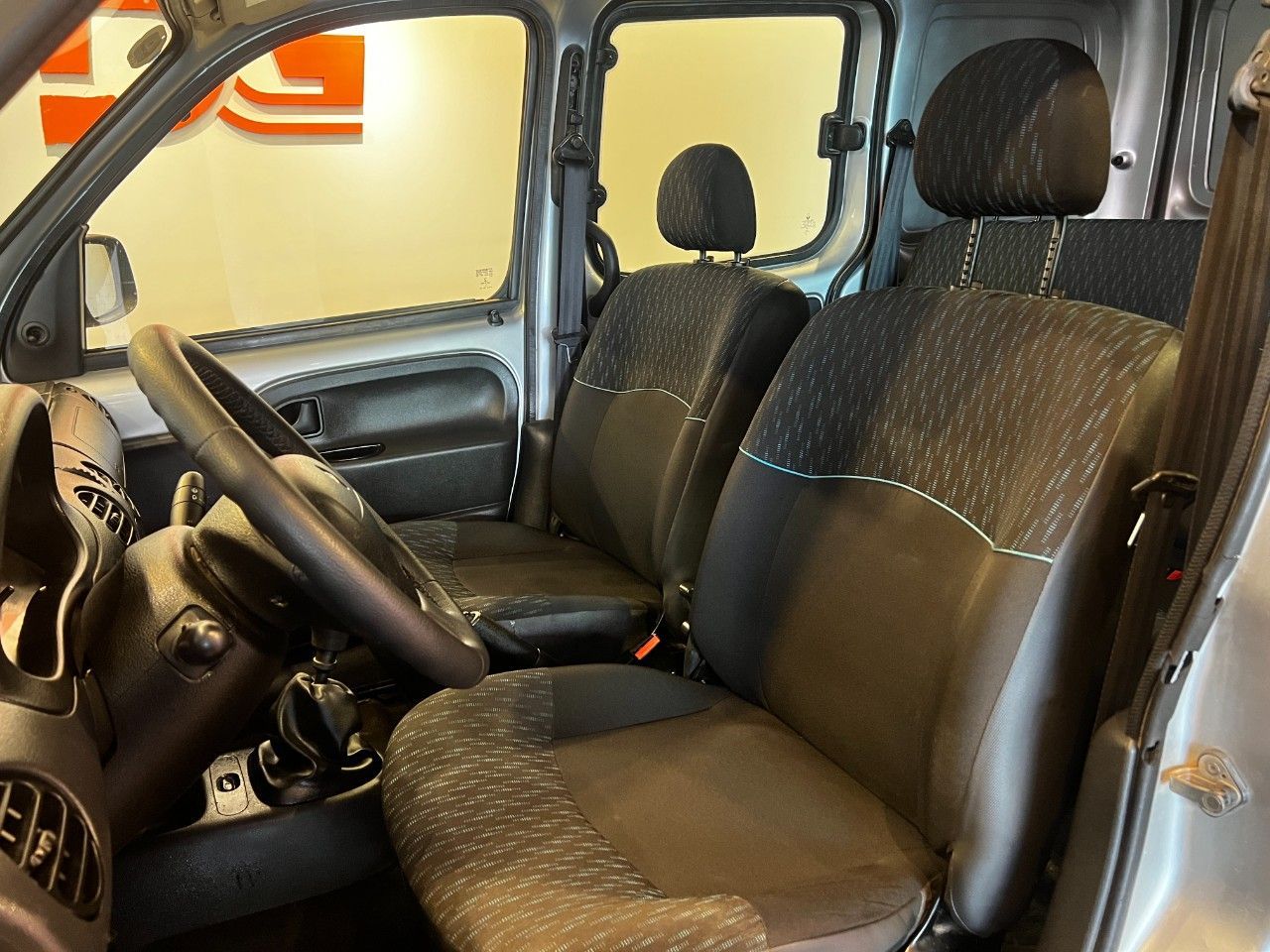 Renault Kangoo Usada Financiado en Córdoba, deRuedas
