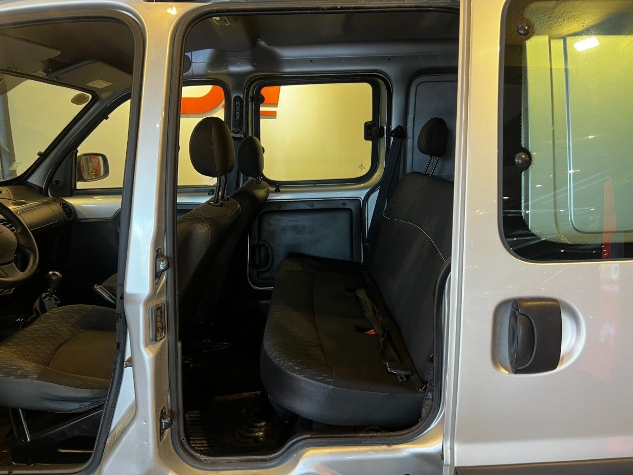 Renault Kangoo Usada Financiado en Córdoba, deRuedas