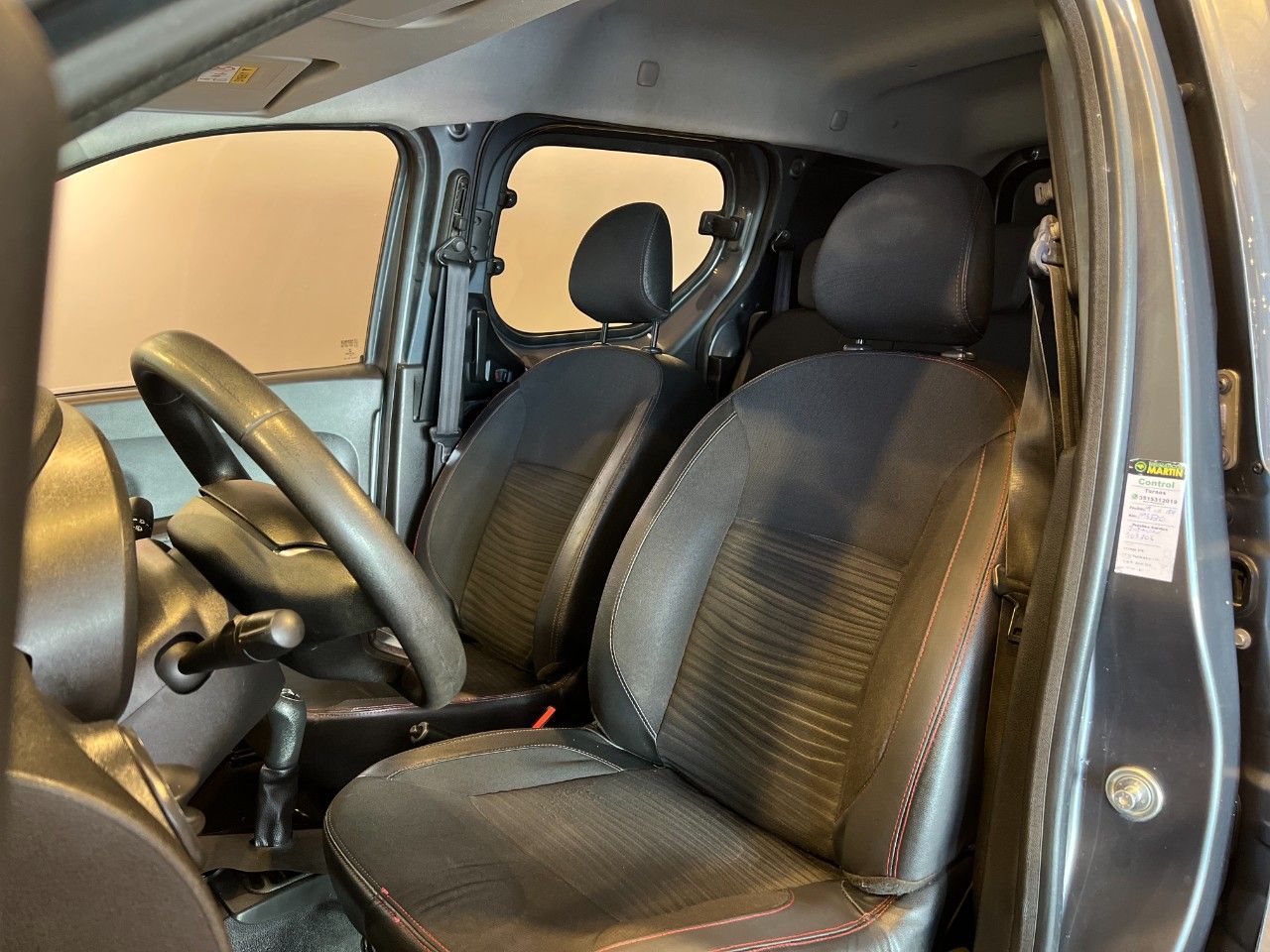 Renault Kangoo Usada Financiado en Córdoba, deRuedas