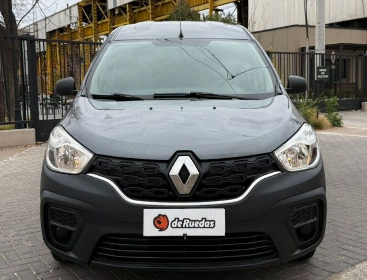 Renault Kangoo Usada en Mendoza, deRuedas