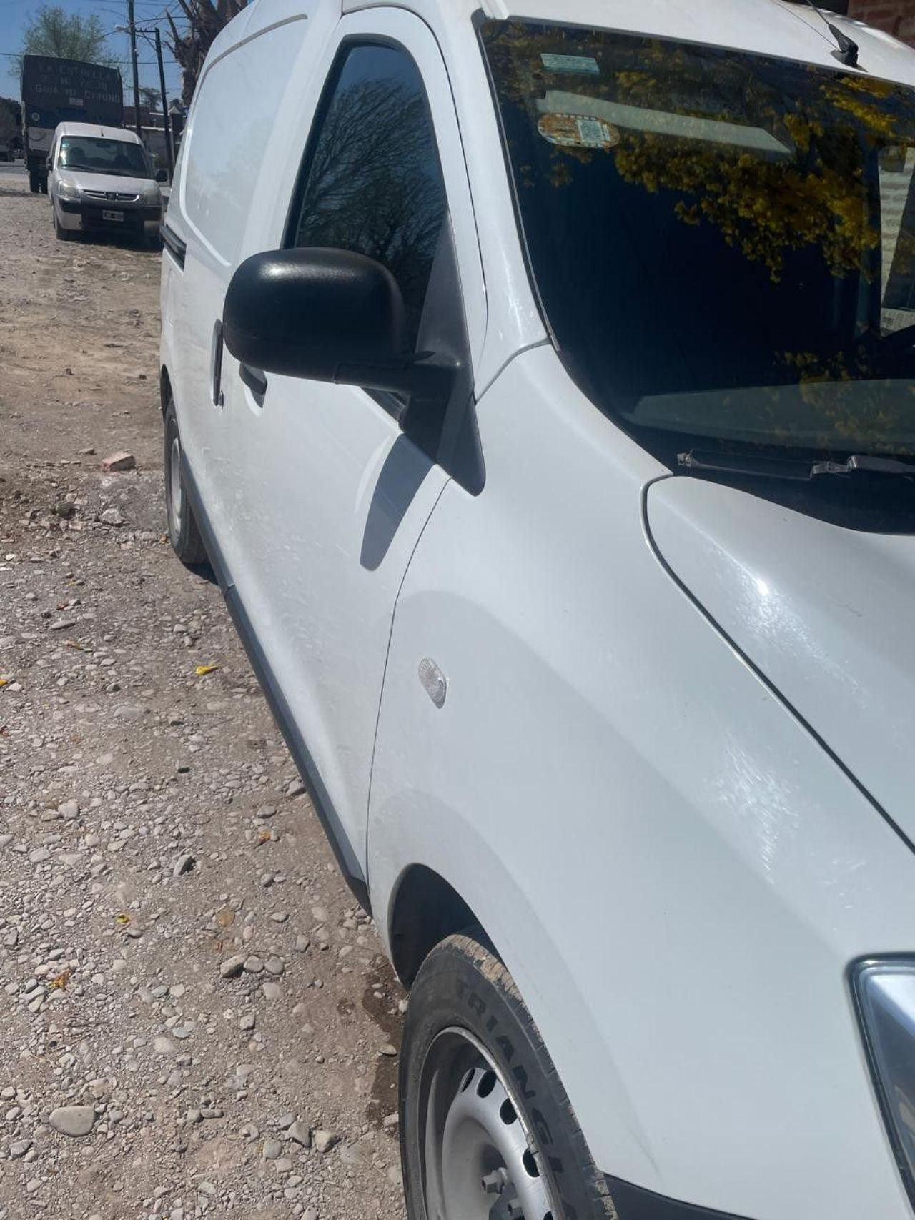 Renault Kangoo Usada en Salta, deRuedas