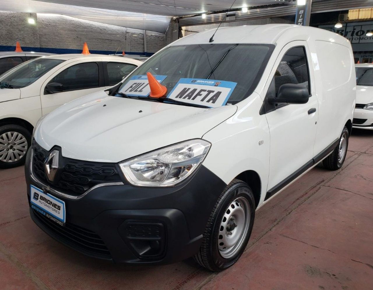 Renault Kangoo Usada en Mendoza, deRuedas