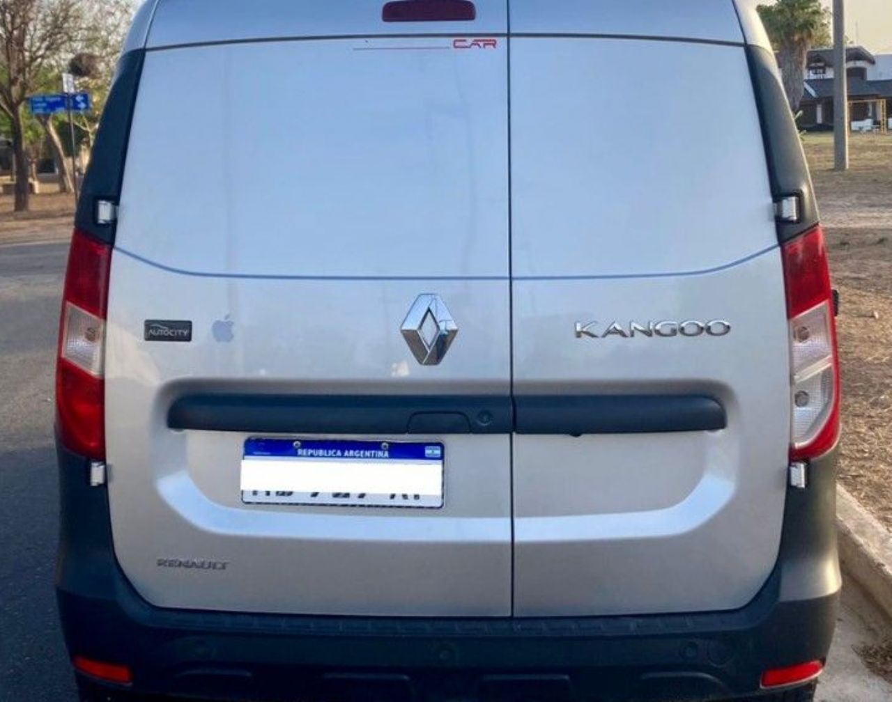 Renault Kangoo Usada en Córdoba, deRuedas