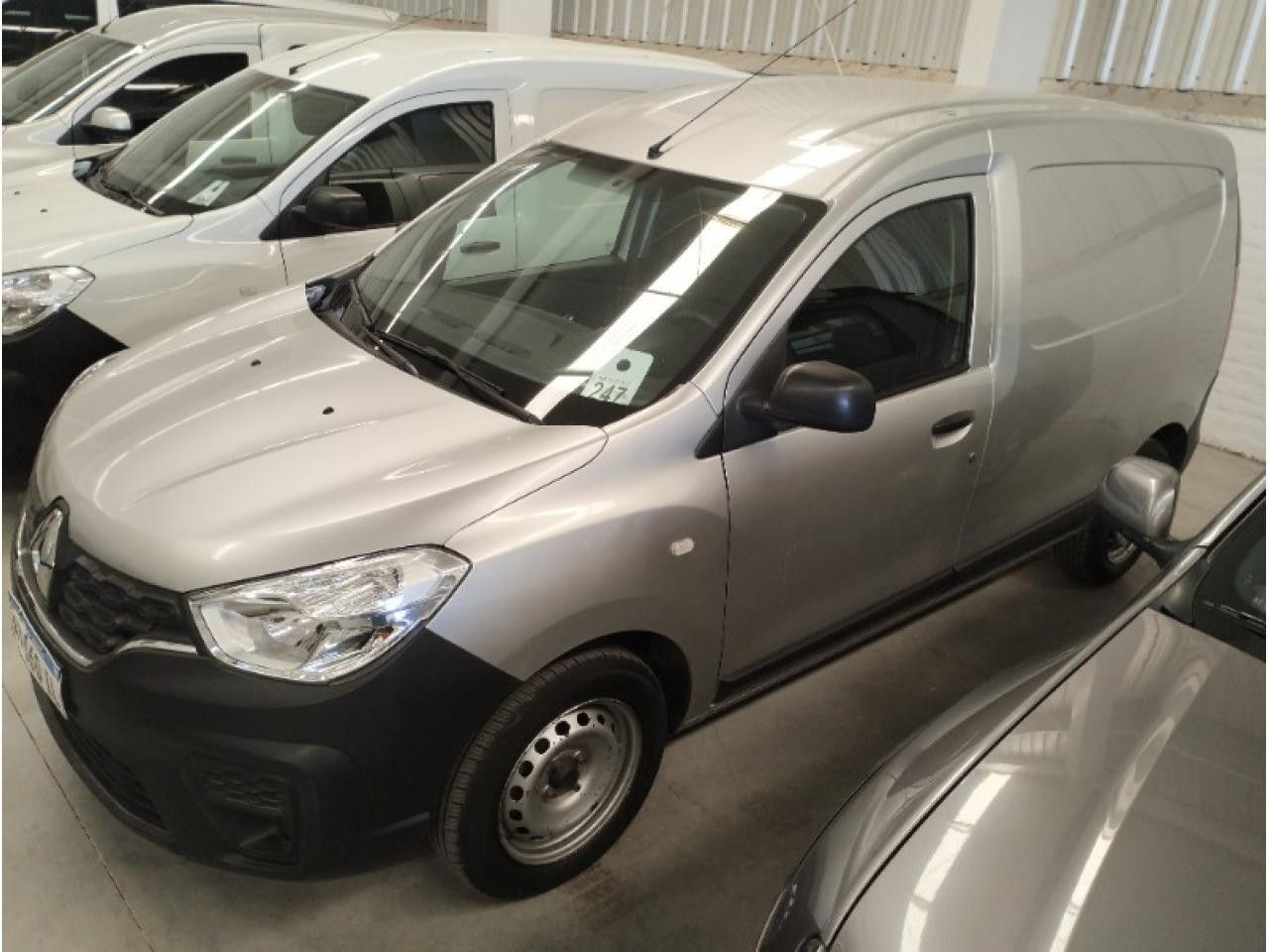 Renault Kangoo Usada en San Juan, deRuedas