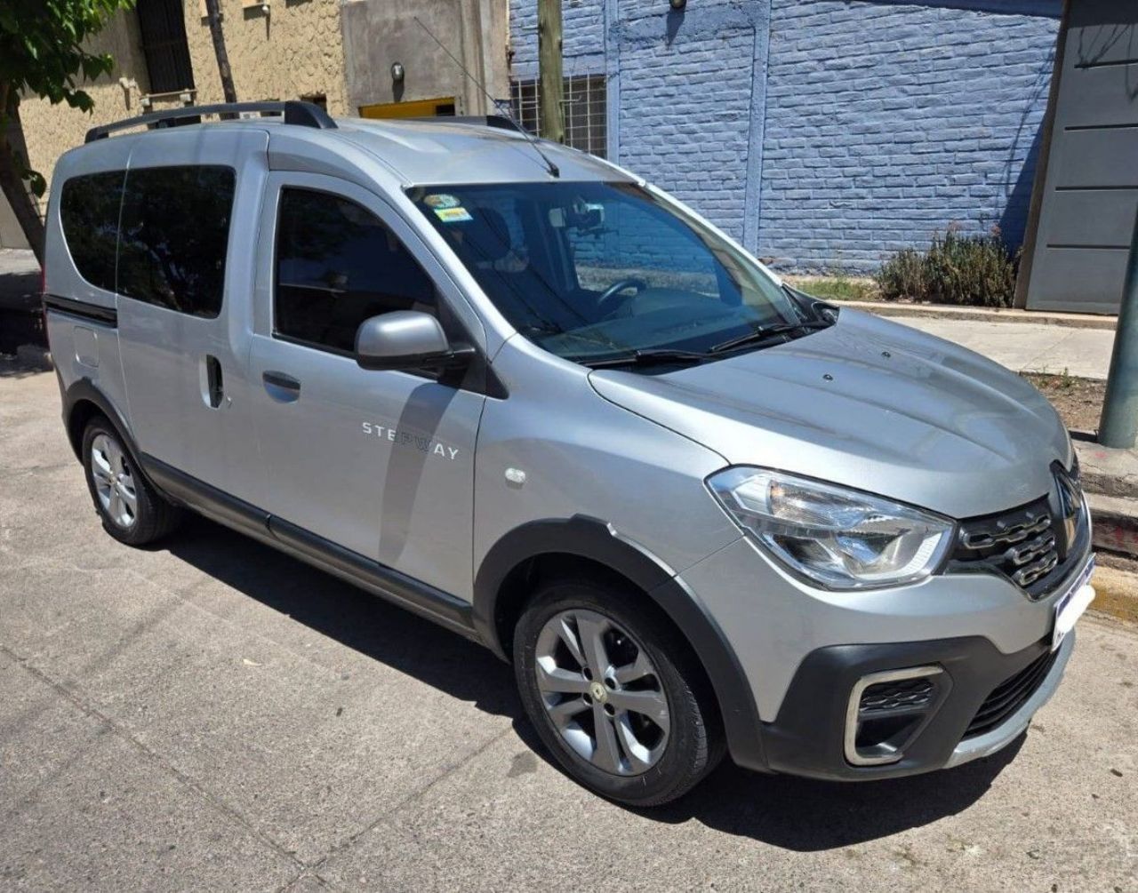Renault Kangoo Usada en Mendoza, deRuedas