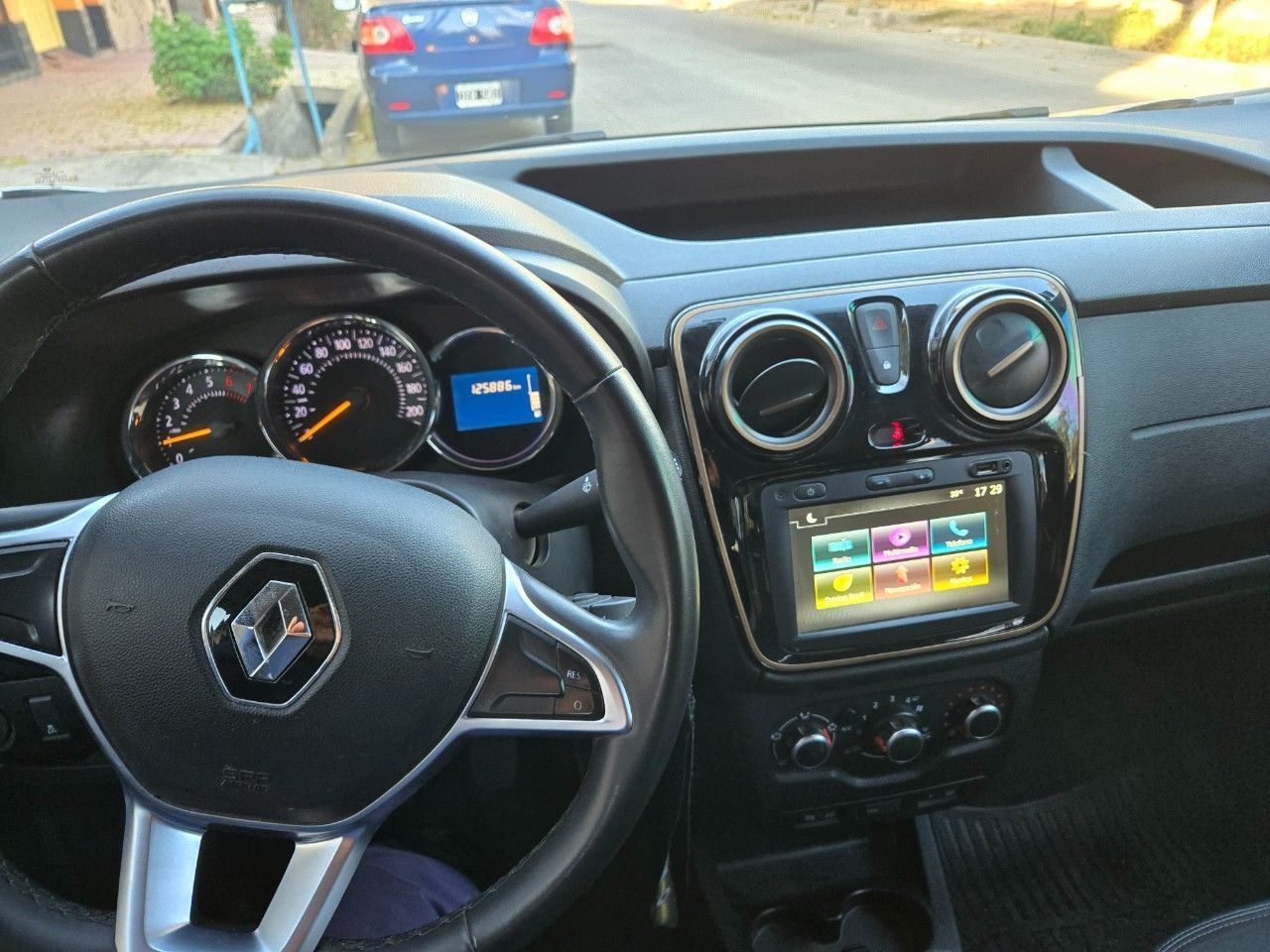 Renault Kangoo Usada en Mendoza, deRuedas