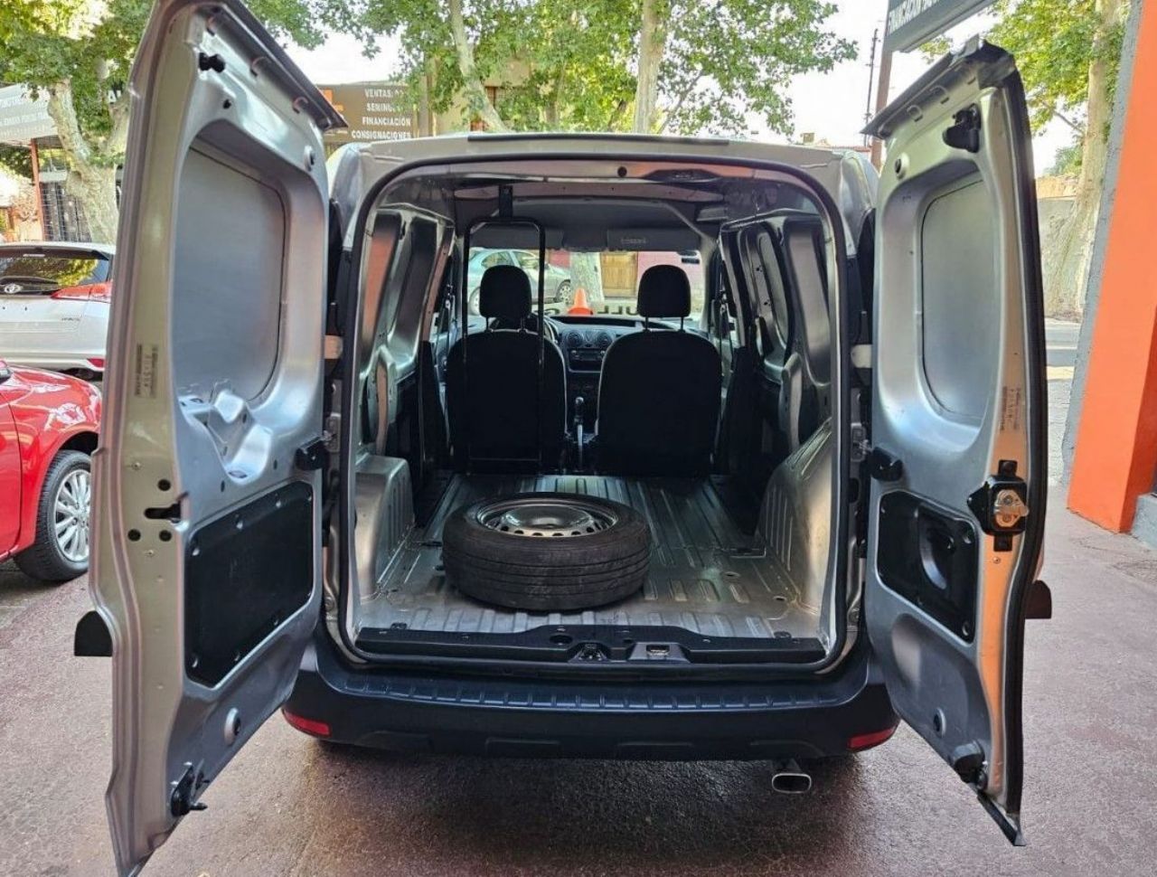 Renault Kangoo Usada en Mendoza, deRuedas