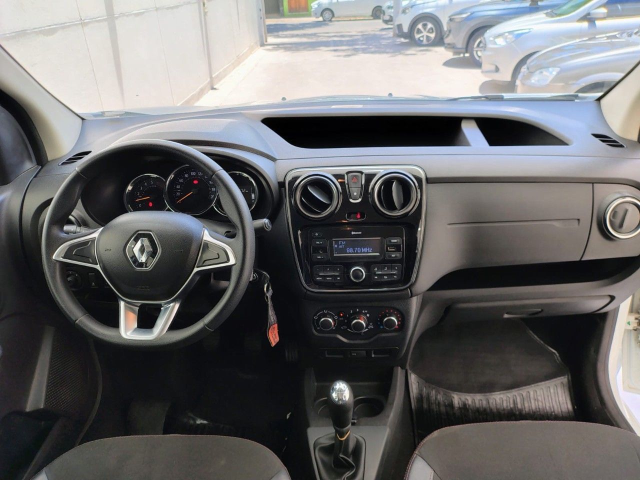 Renault Kangoo Usada en Mendoza, deRuedas