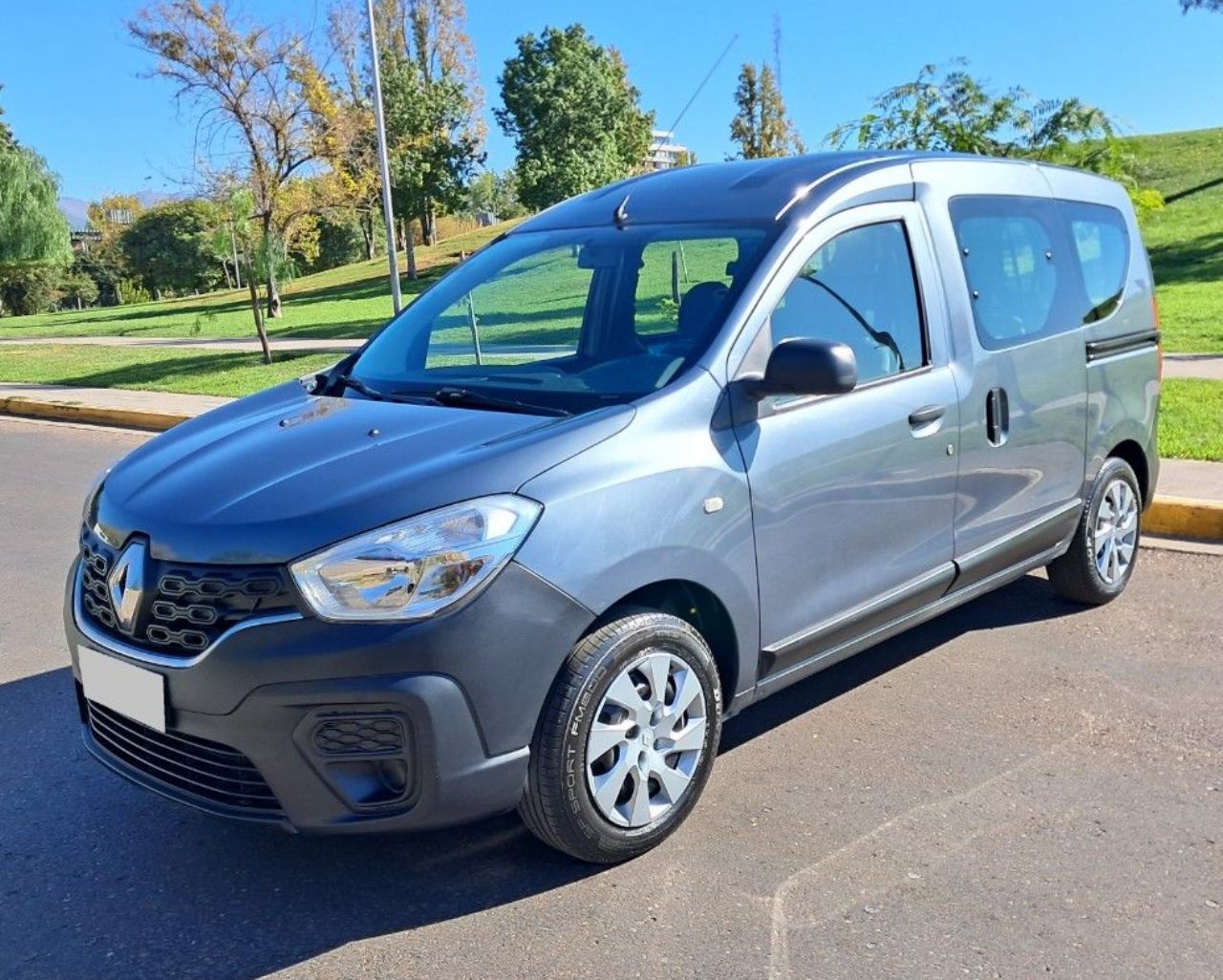 Renault Kangoo Usada en Mendoza, deRuedas