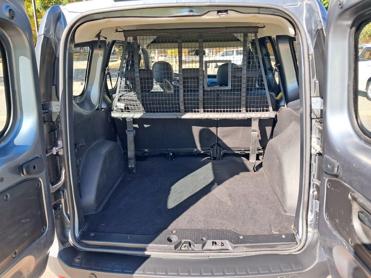 Renault Kangoo Usada en Mendoza, deRuedas