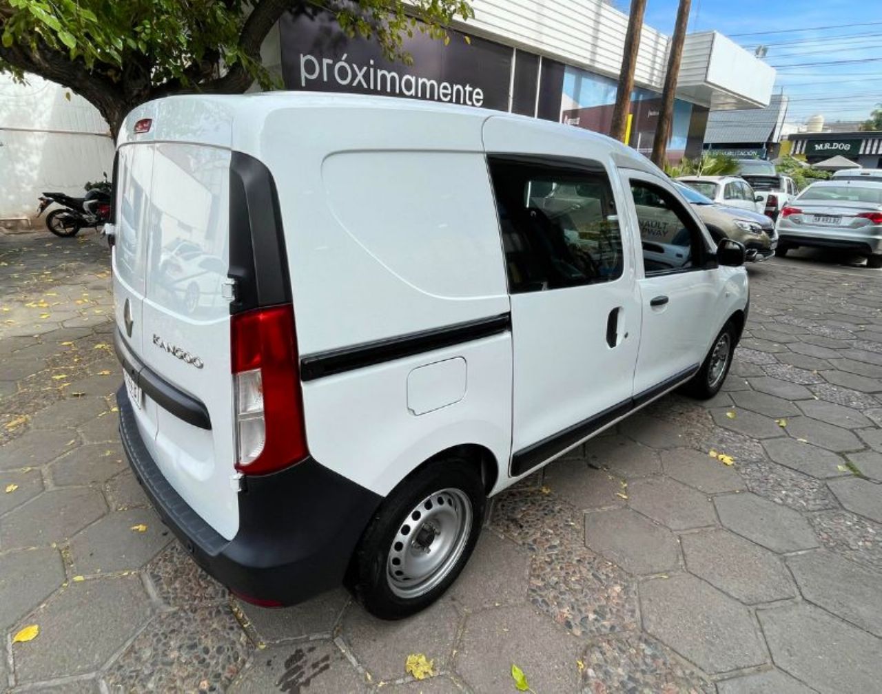 Renault Kangoo Usada en Mendoza, deRuedas