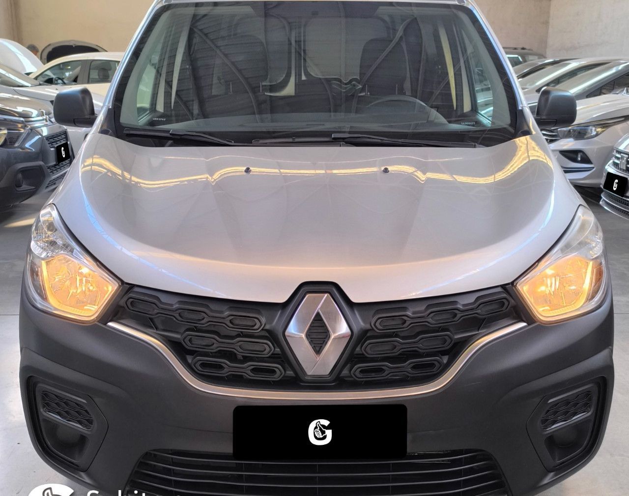 Renault Kangoo Usada en Mendoza, deRuedas