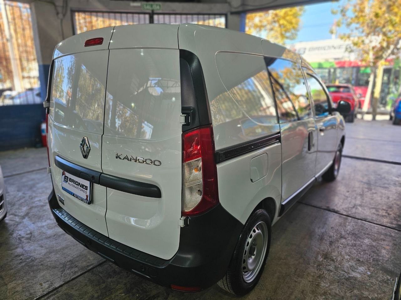 Renault Kangoo Usada en Mendoza, deRuedas