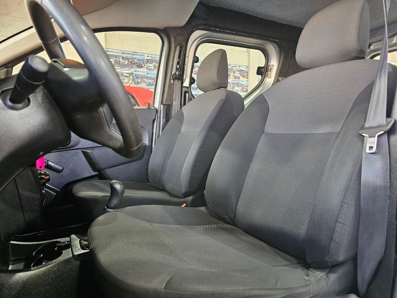 Renault Kangoo Usada en Mendoza, deRuedas