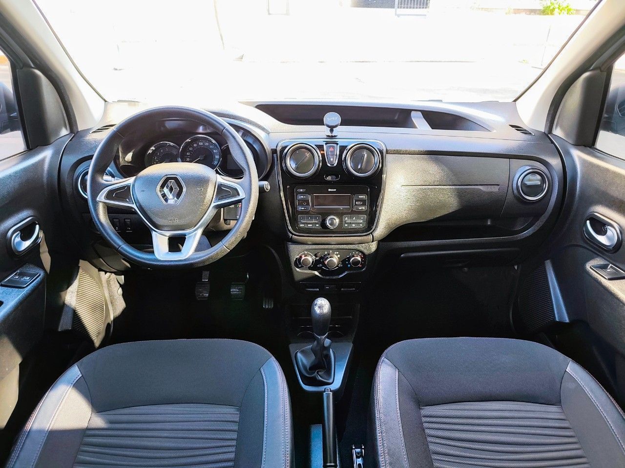 Renault Kangoo Usada en Mendoza, deRuedas