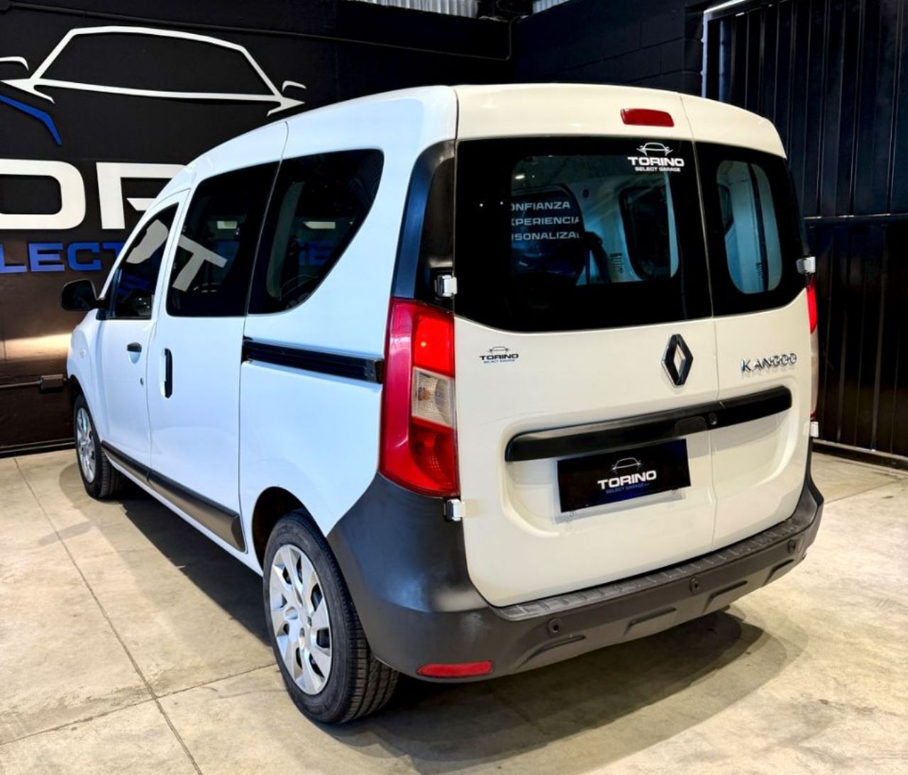Renault Kangoo Usada Financiado en Córdoba, deRuedas