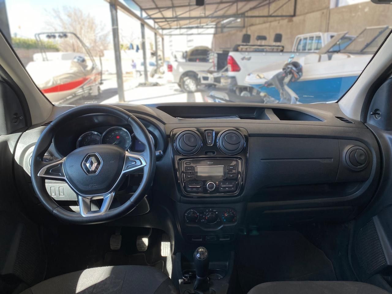 Renault Kangoo Usada Financiado en San Juan, deRuedas