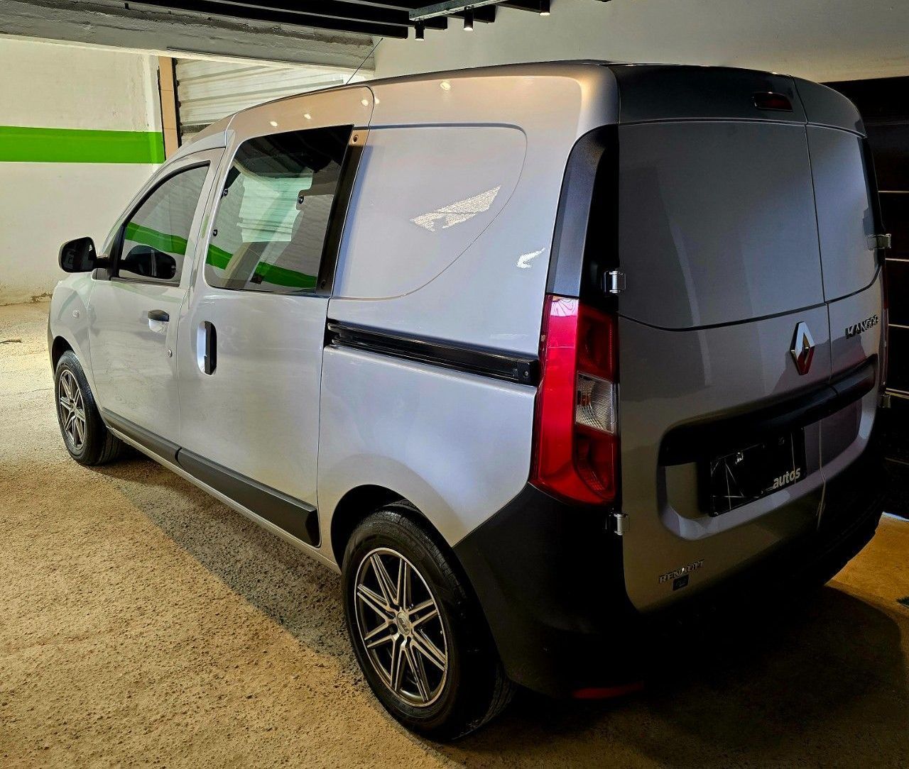 Renault Kangoo Usada Financiado en Mendoza, deRuedas