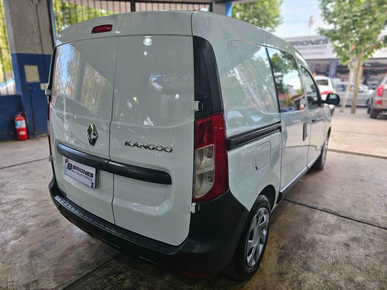 Renault Kangoo Usada en Mendoza, deRuedas