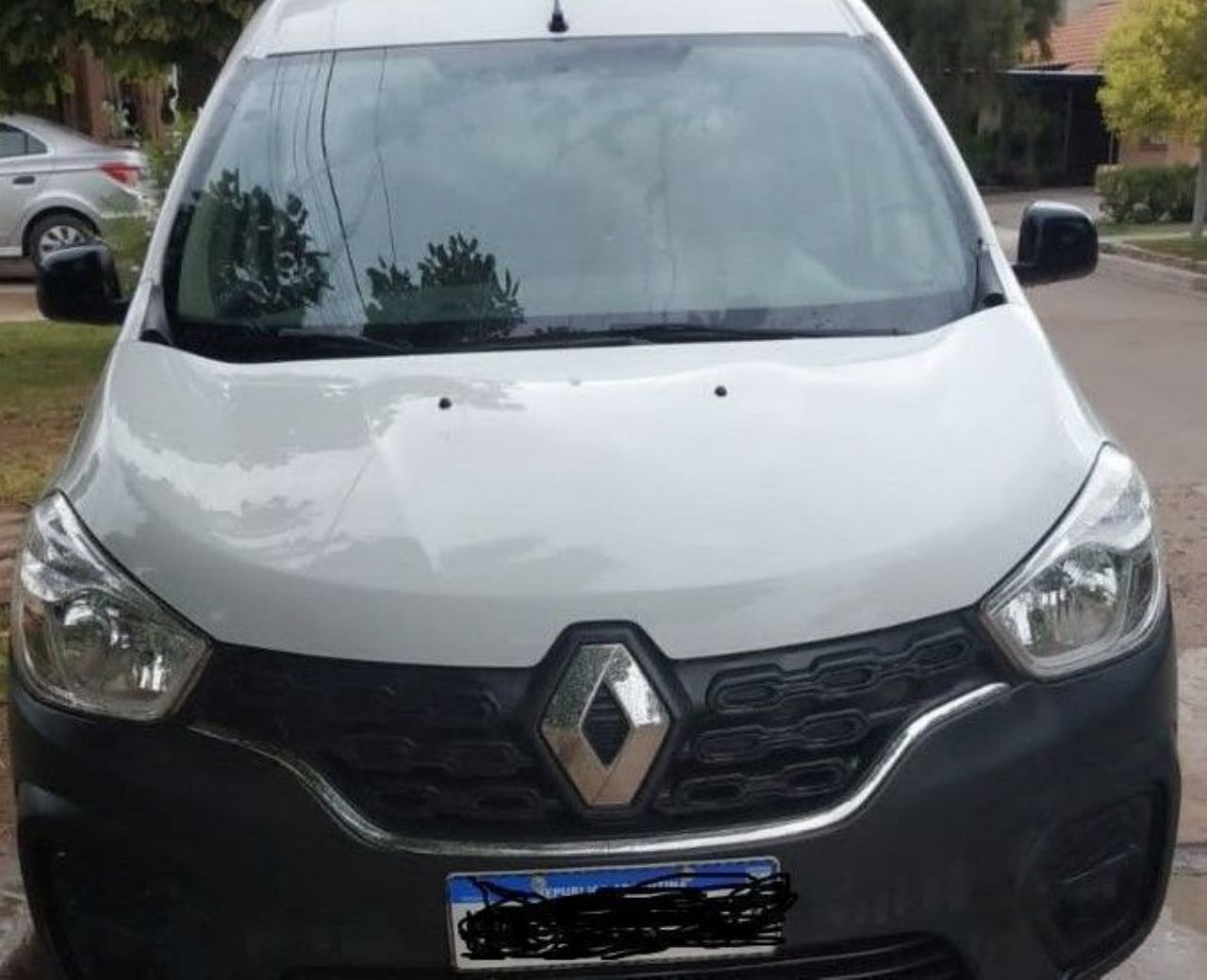Renault Kangoo Usada en Mendoza, deRuedas