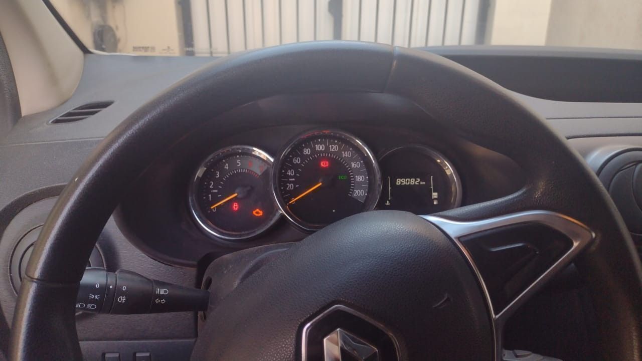 Renault Kangoo Usada en Mendoza, deRuedas