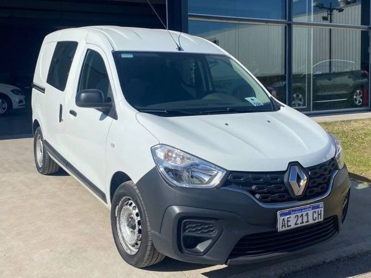 Renault Kangoo Usada en San Juan, deRuedas
