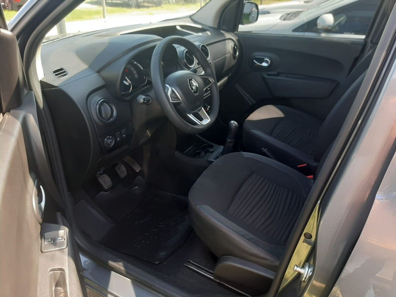 Renault Kangoo Usada Financiado en Córdoba, deRuedas