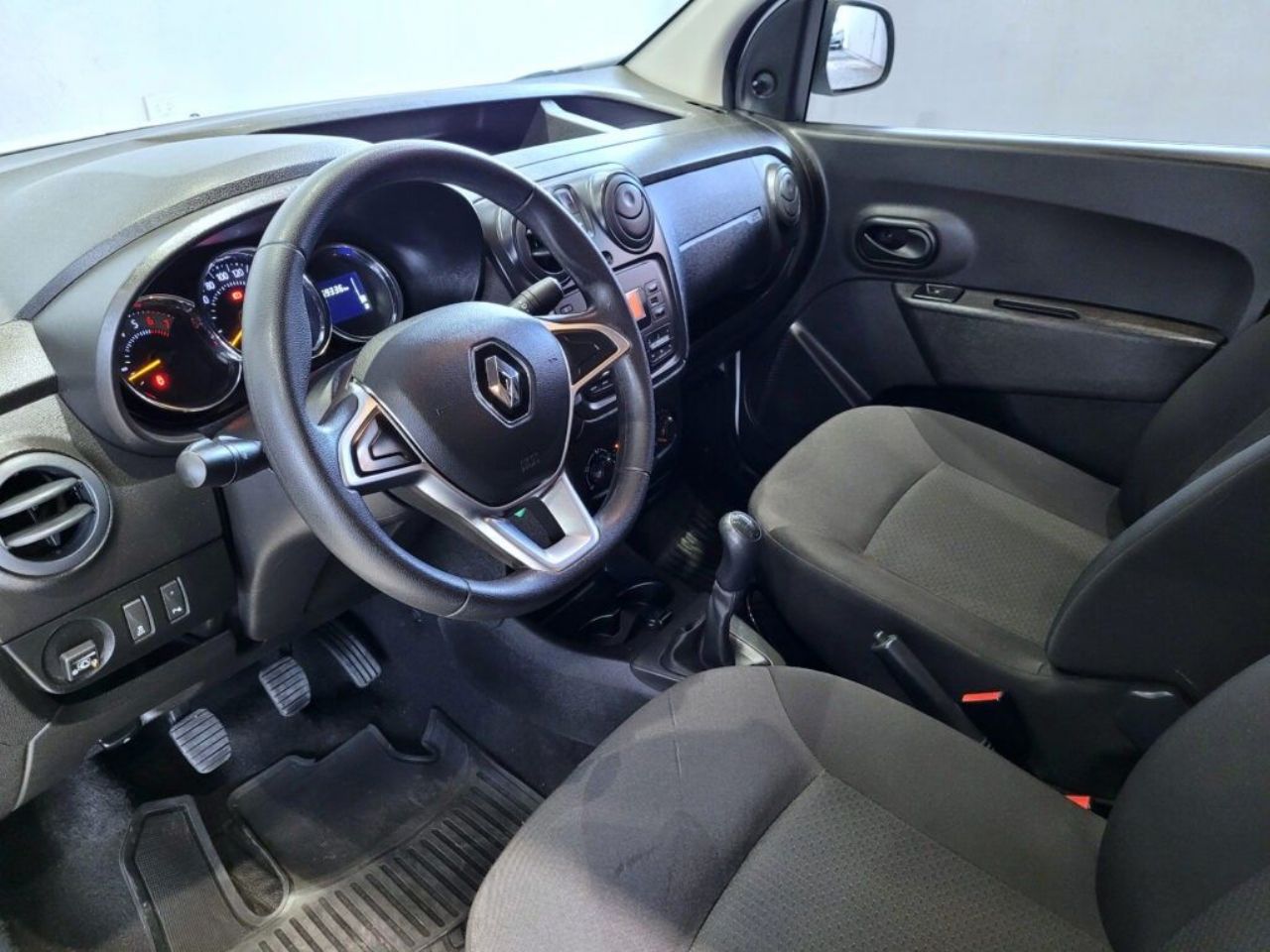 Renault Kangoo Usada Financiado en Córdoba, deRuedas