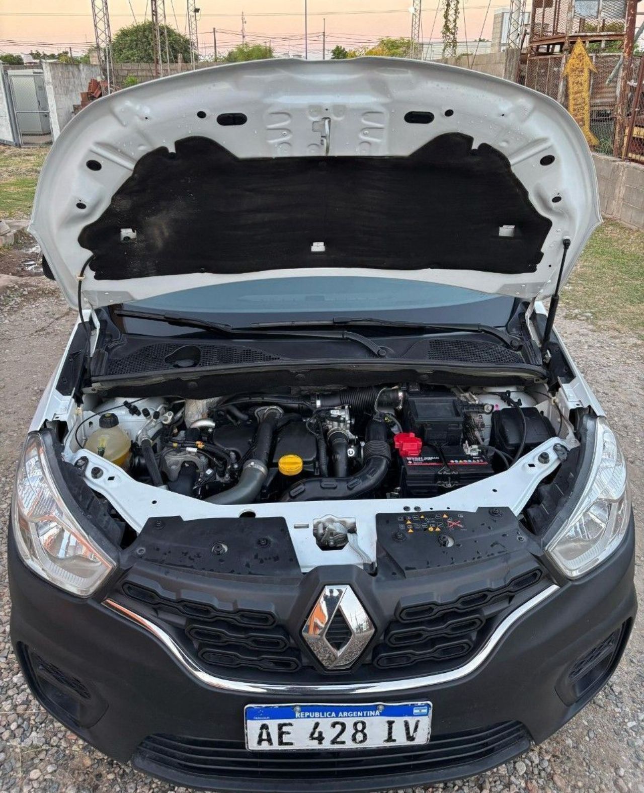 Renault Kangoo Usada en Córdoba, deRuedas