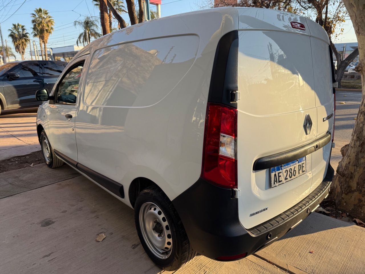 Renault Kangoo Usada en Mendoza, deRuedas