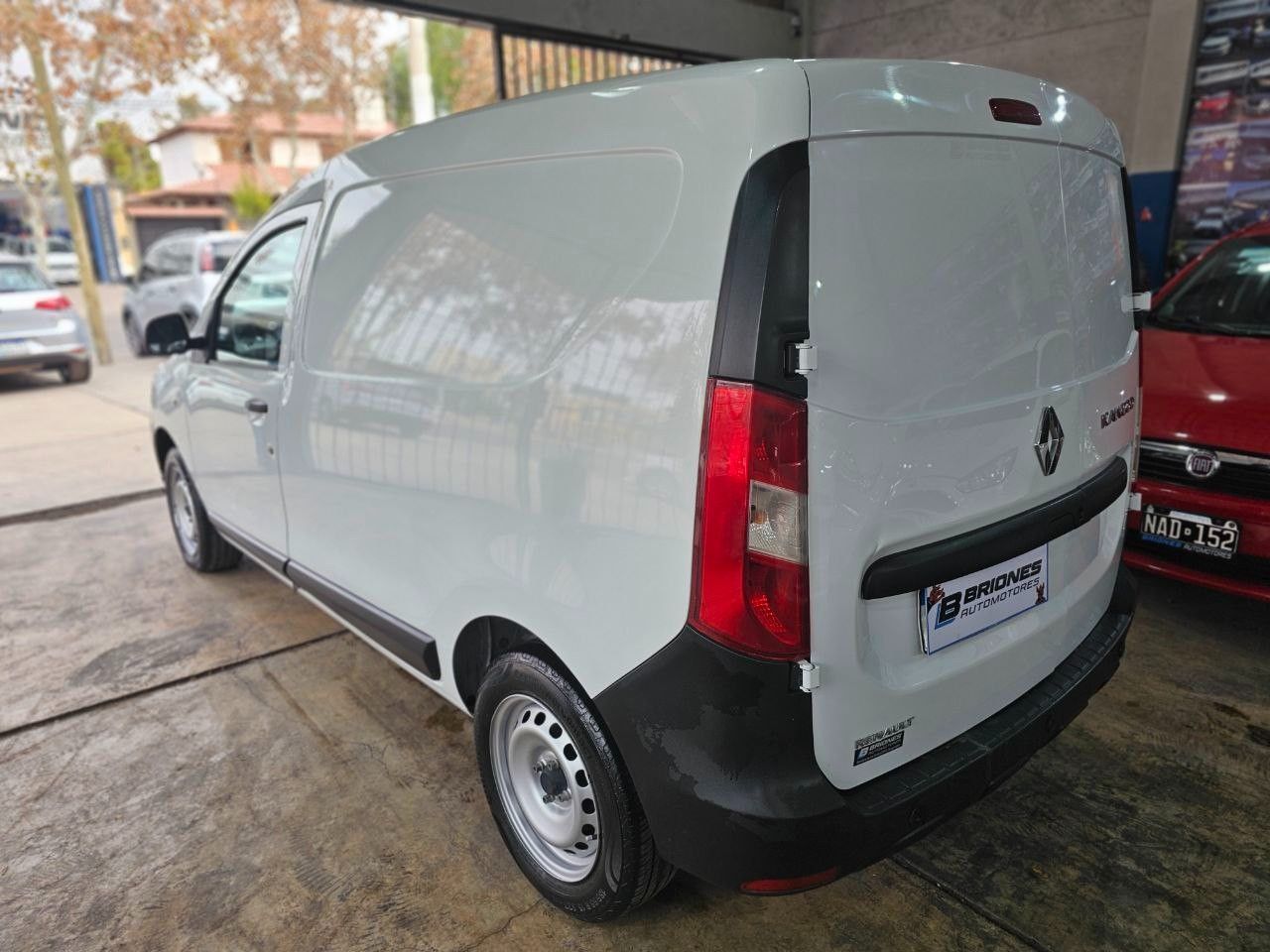 Renault Kangoo Usada en Mendoza, deRuedas