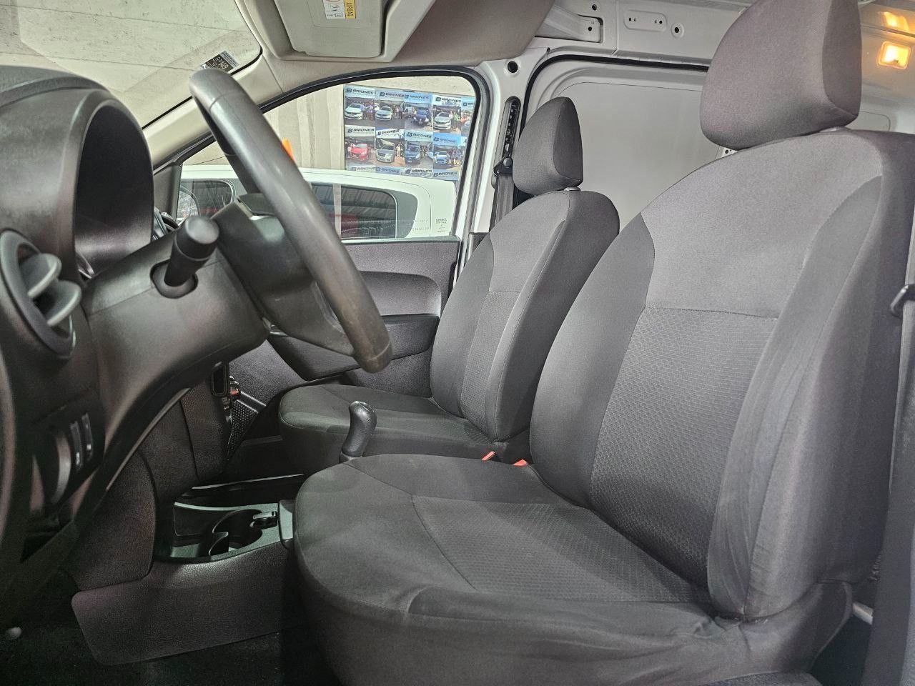 Renault Kangoo Usada en Mendoza, deRuedas