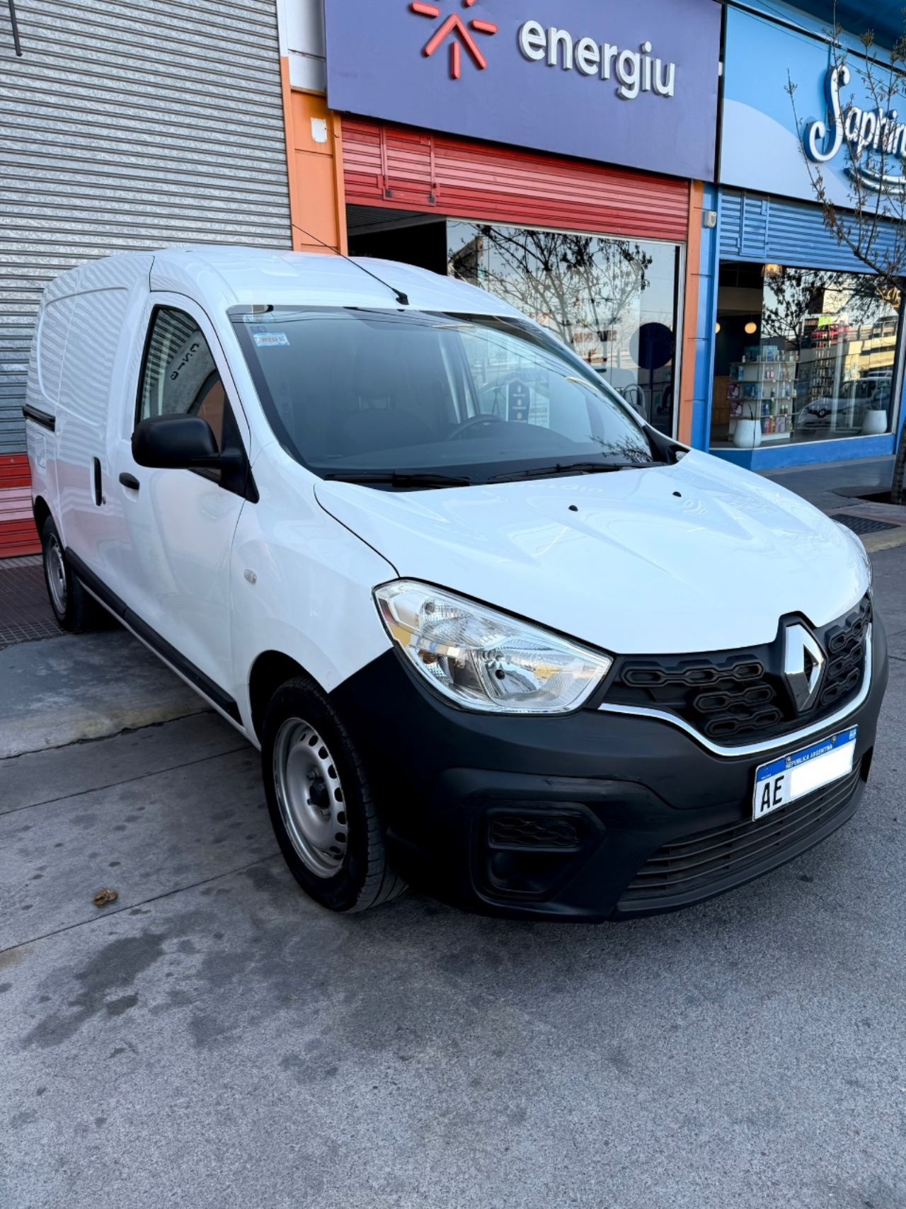 Renault Kangoo Usada en Mendoza, deRuedas