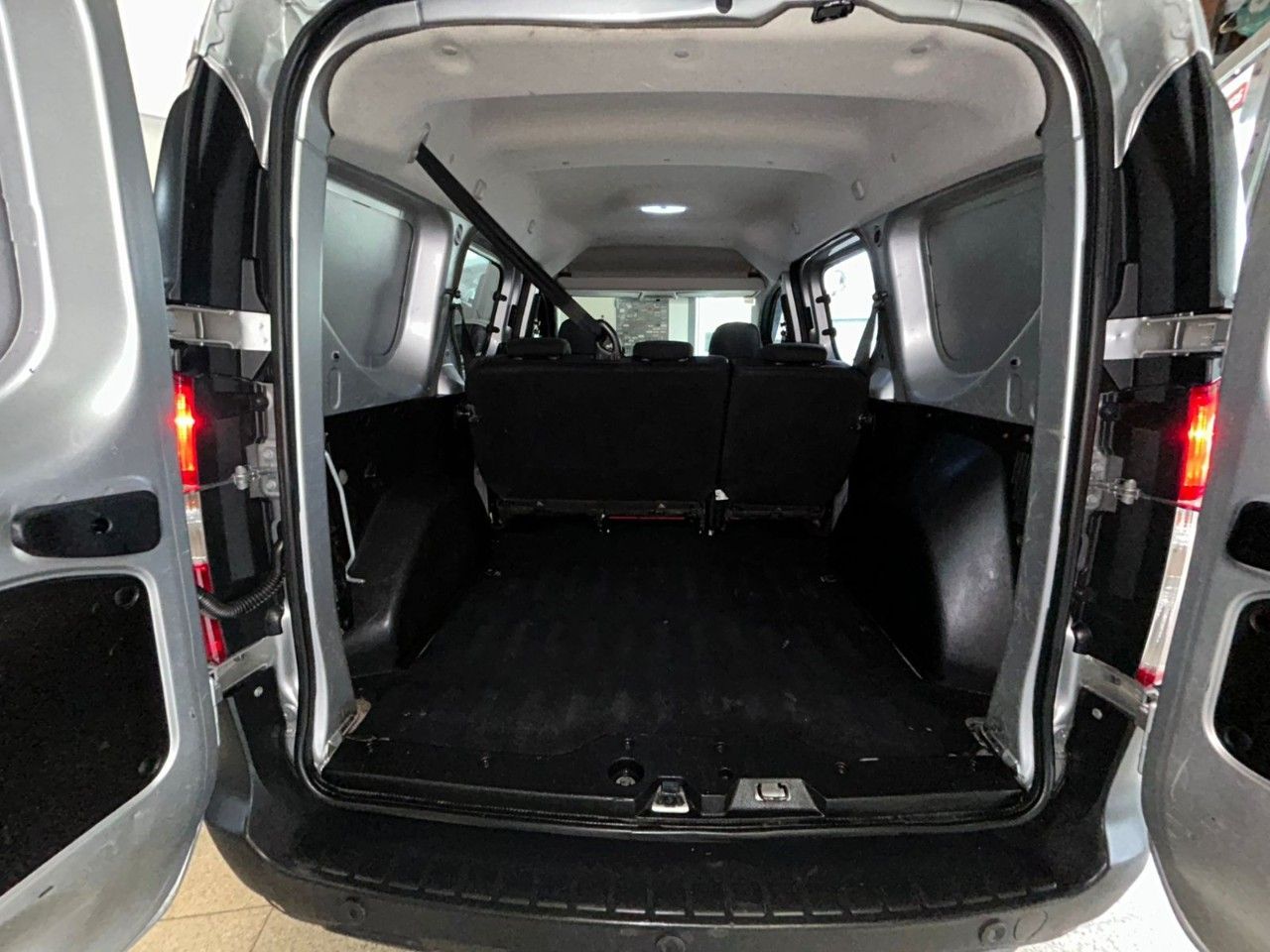Renault Kangoo Usada Financiado en Córdoba, deRuedas