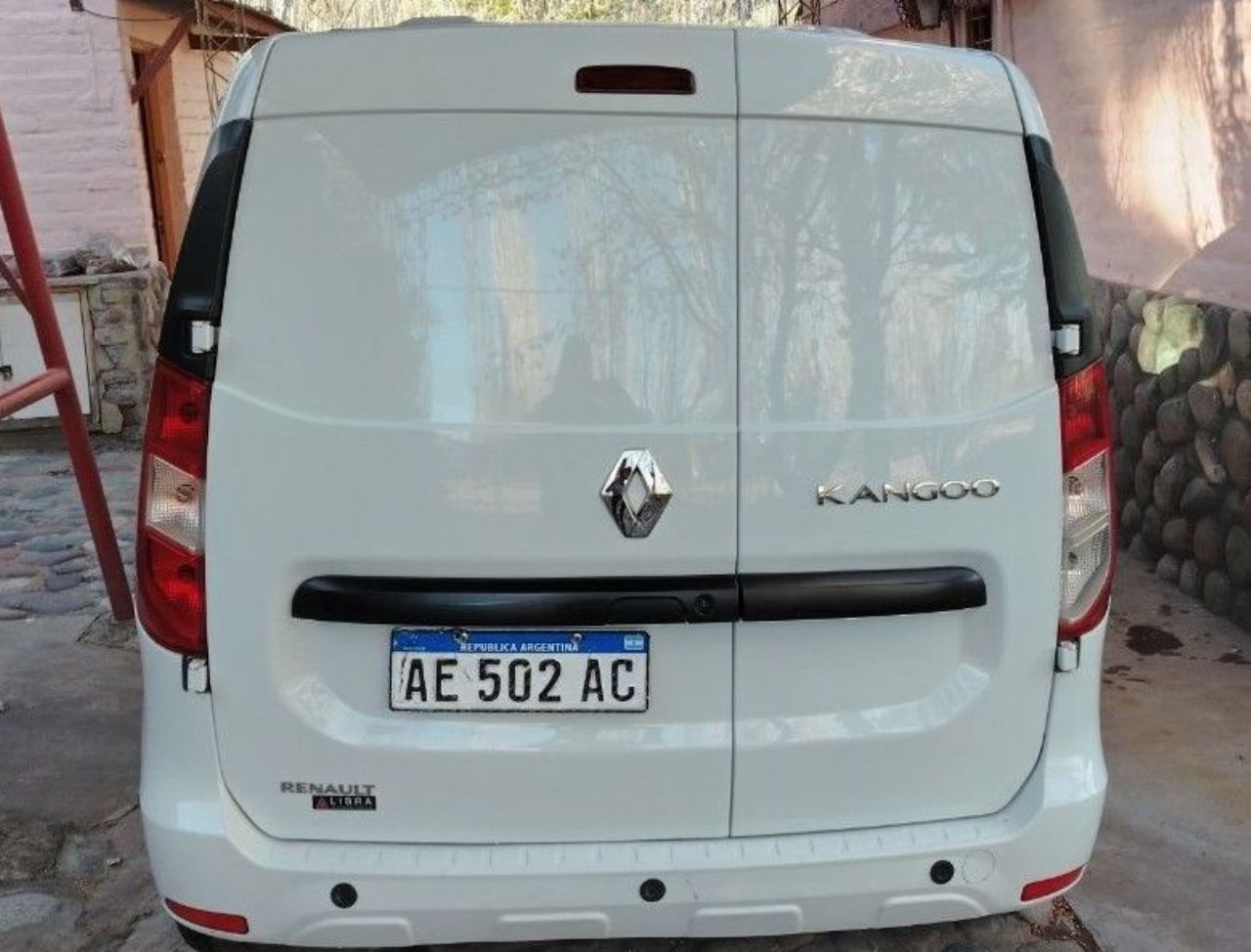 Renault Kangoo Usada en Mendoza, deRuedas