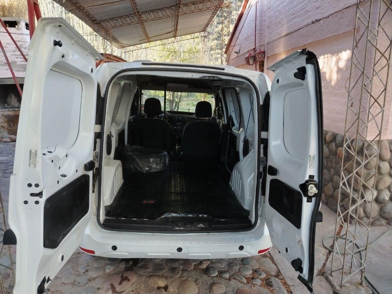 Renault Kangoo Usada en Mendoza, deRuedas