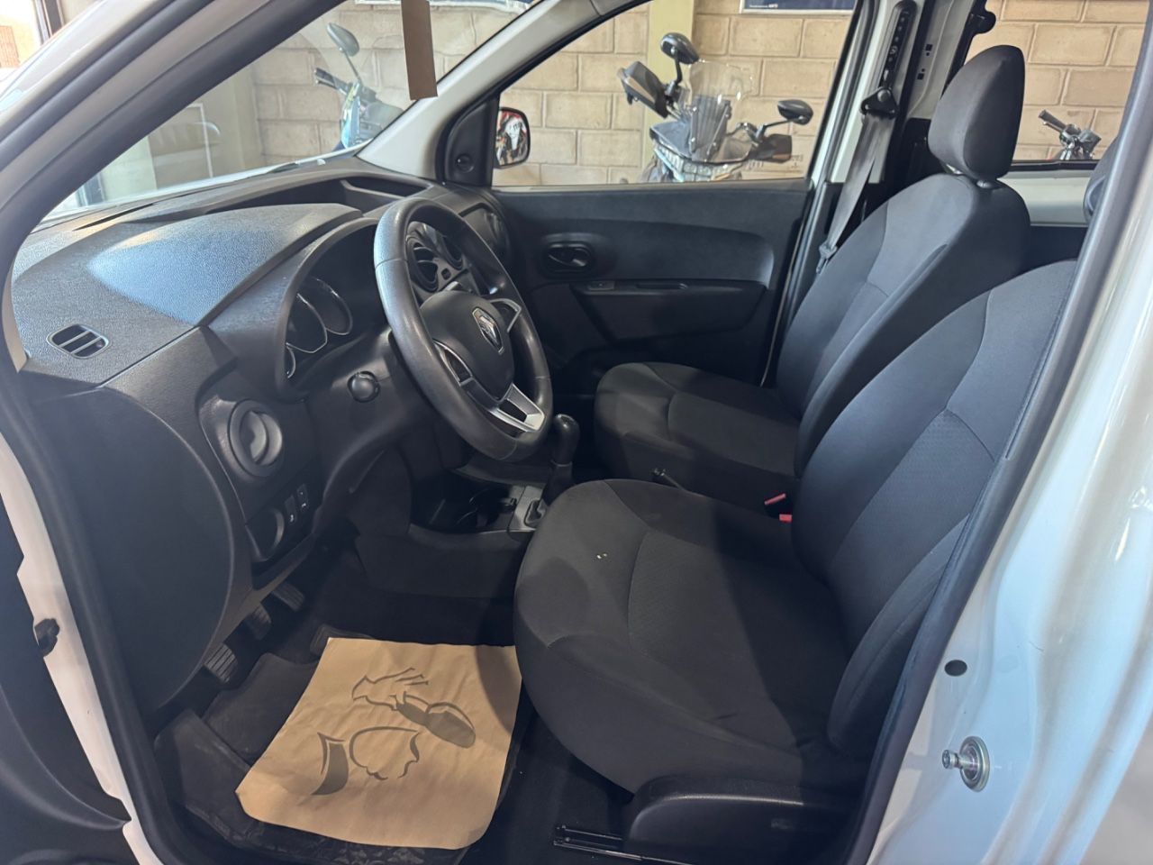 Renault Kangoo Usada Financiado en Mendoza, deRuedas