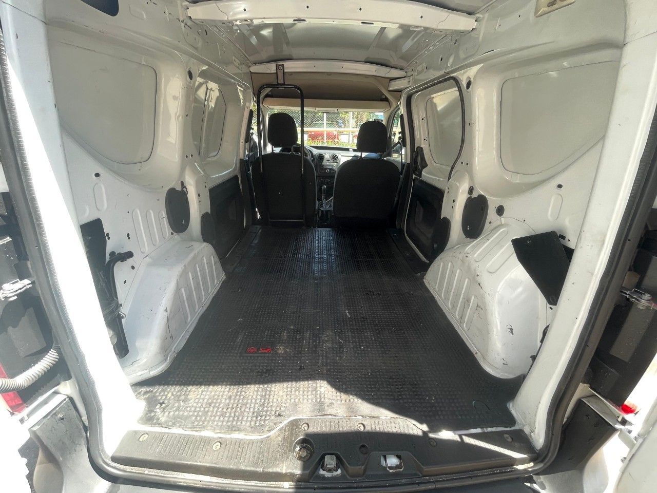 Renault Kangoo Usada en Mendoza, deRuedas