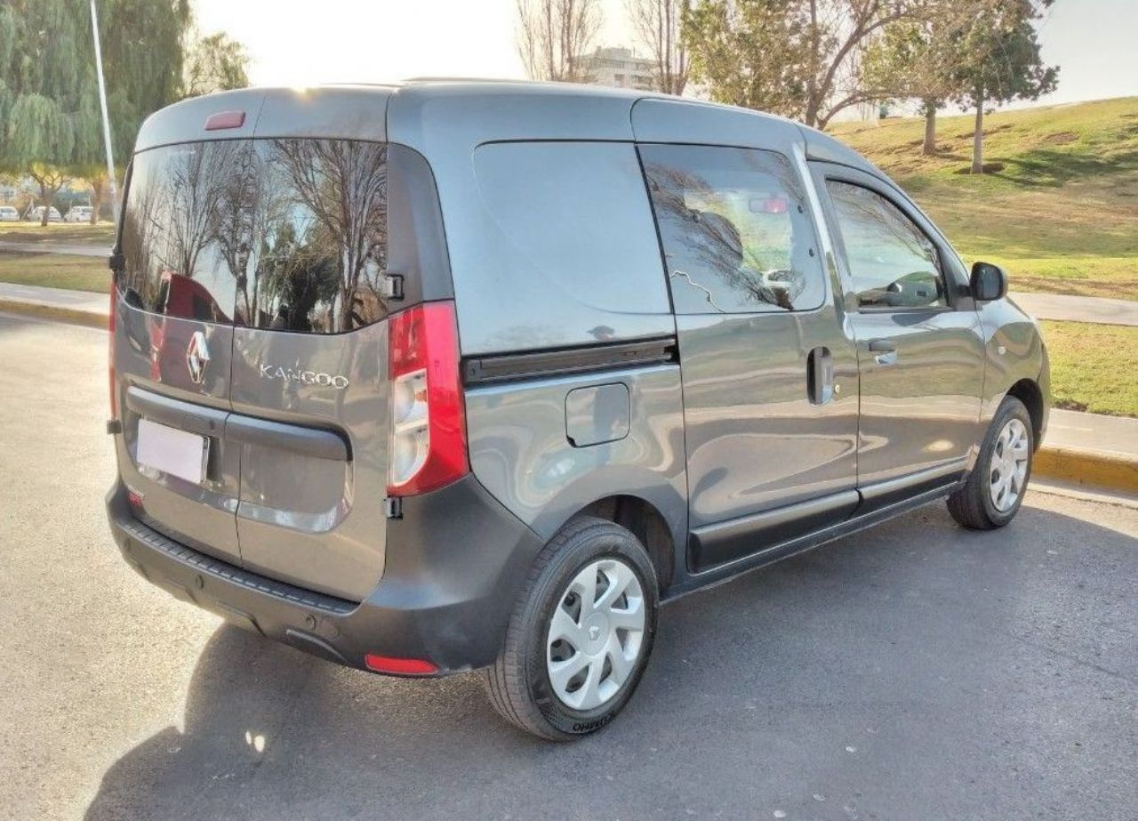 Renault Kangoo Usada en Mendoza, deRuedas