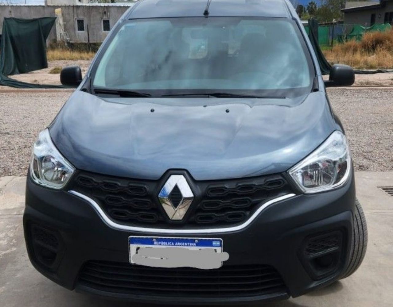 Renault Kangoo Usada en Mendoza, deRuedas