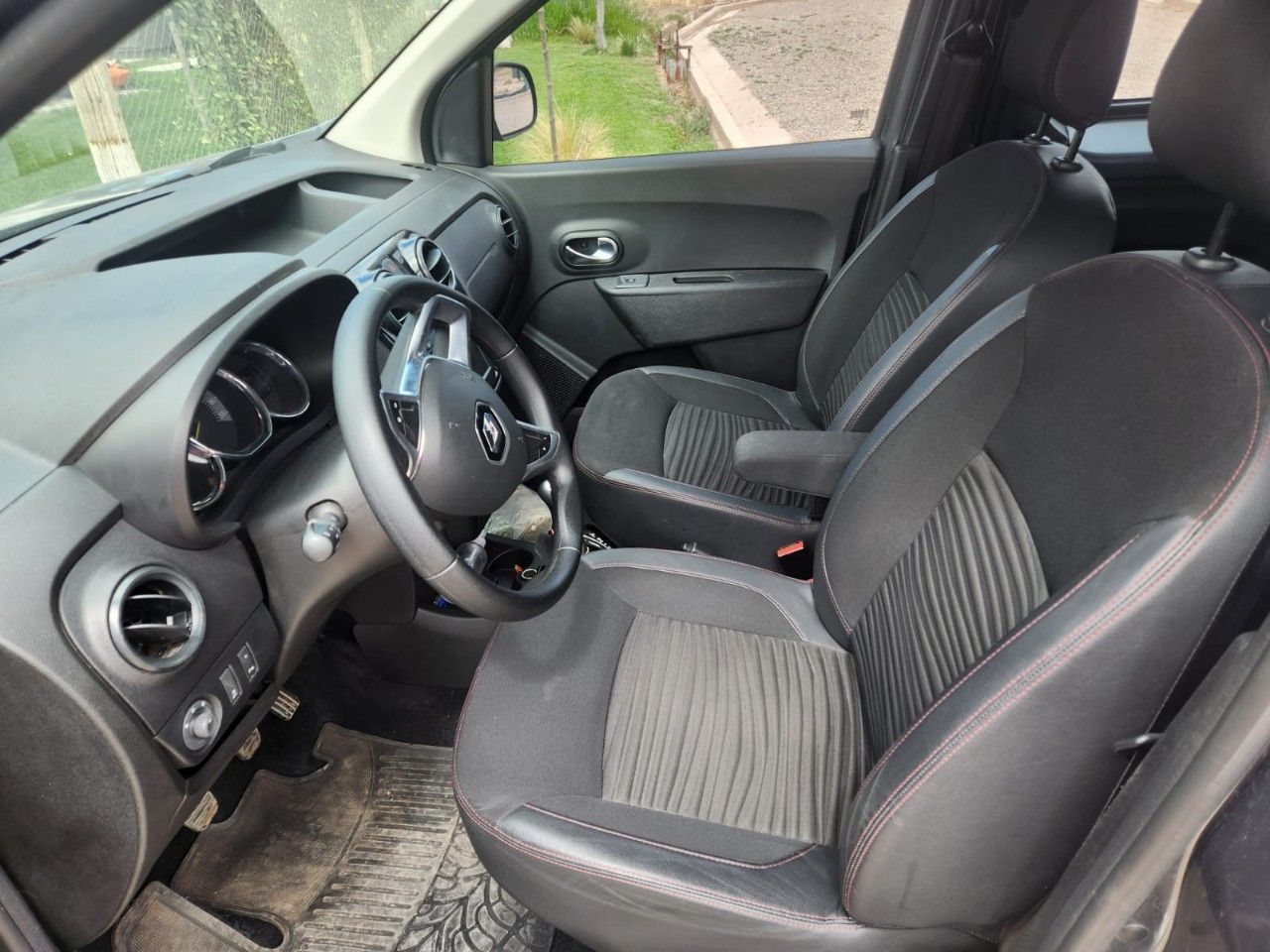 Renault Kangoo Usada en Mendoza, deRuedas