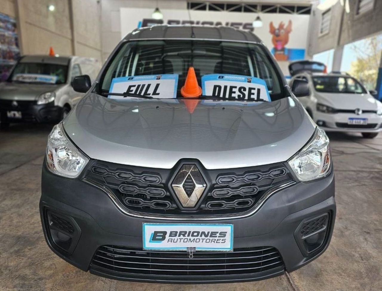 Renault Kangoo Usada en Mendoza, deRuedas