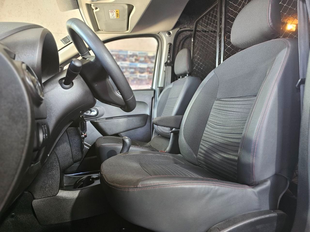 Renault Kangoo Usada en Mendoza, deRuedas