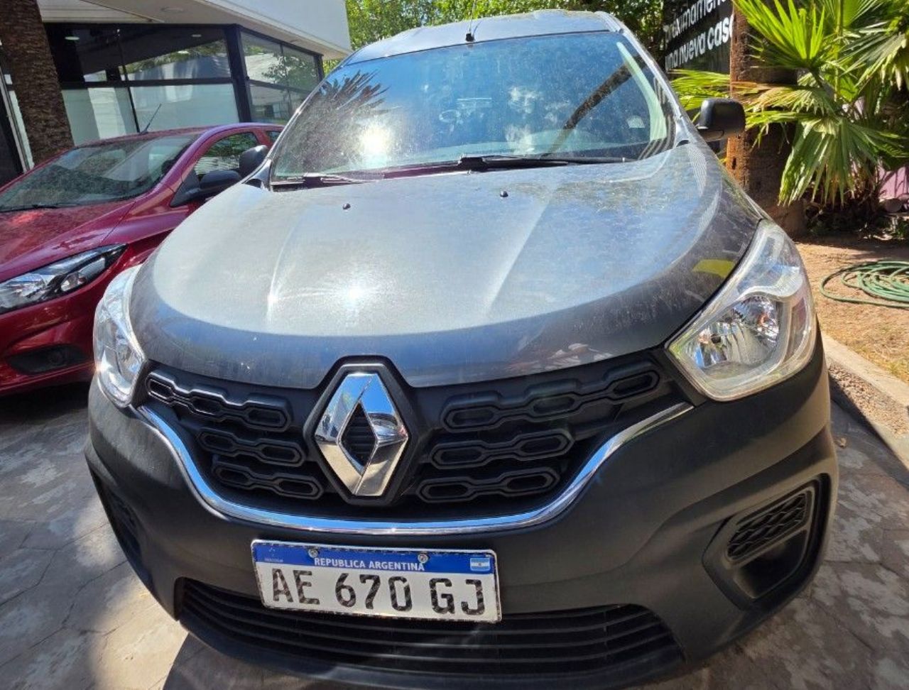Renault Kangoo Usada en Mendoza, deRuedas