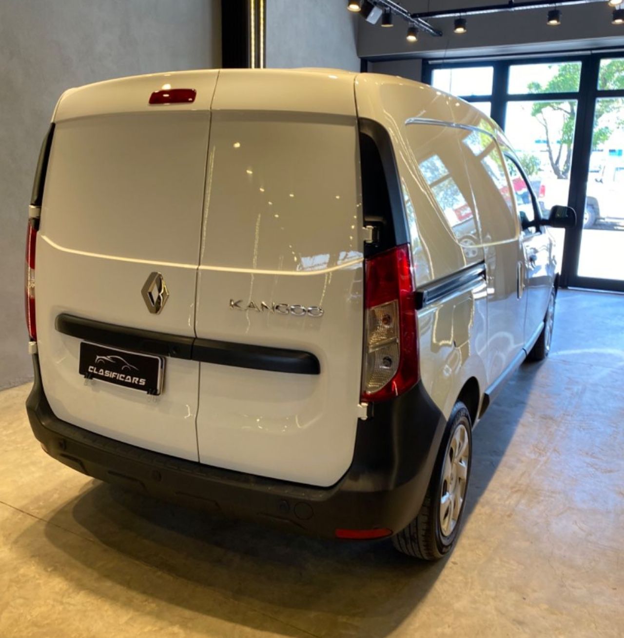 Renault Kangoo Usada en Buenos Aires, deRuedas