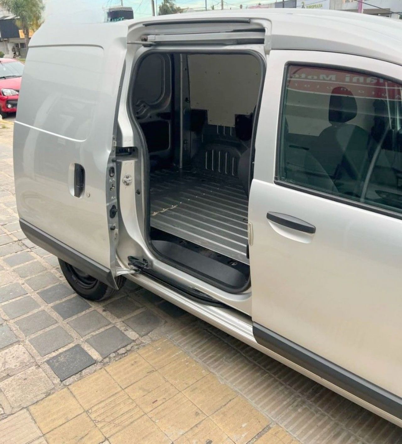 Renault Kangoo Usada Financiado en Córdoba, deRuedas