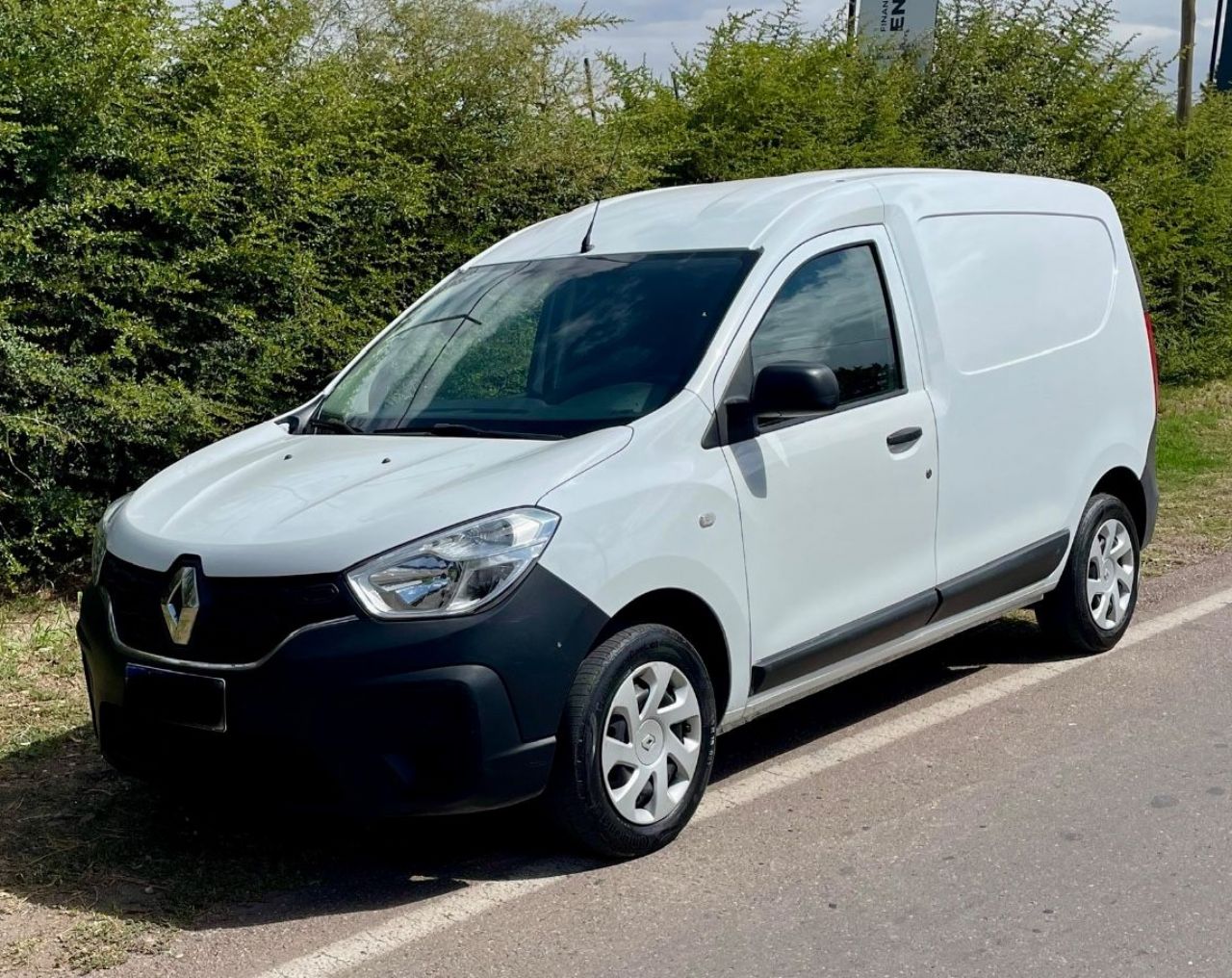 Renault Kangoo Usada en Mendoza, deRuedas