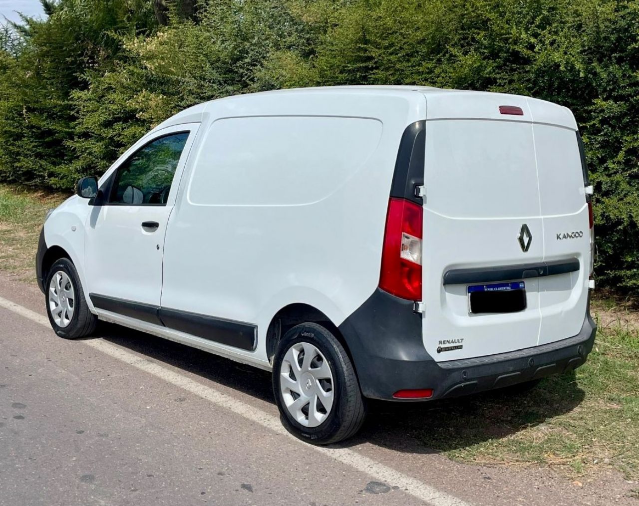 Renault Kangoo Usada en Mendoza, deRuedas