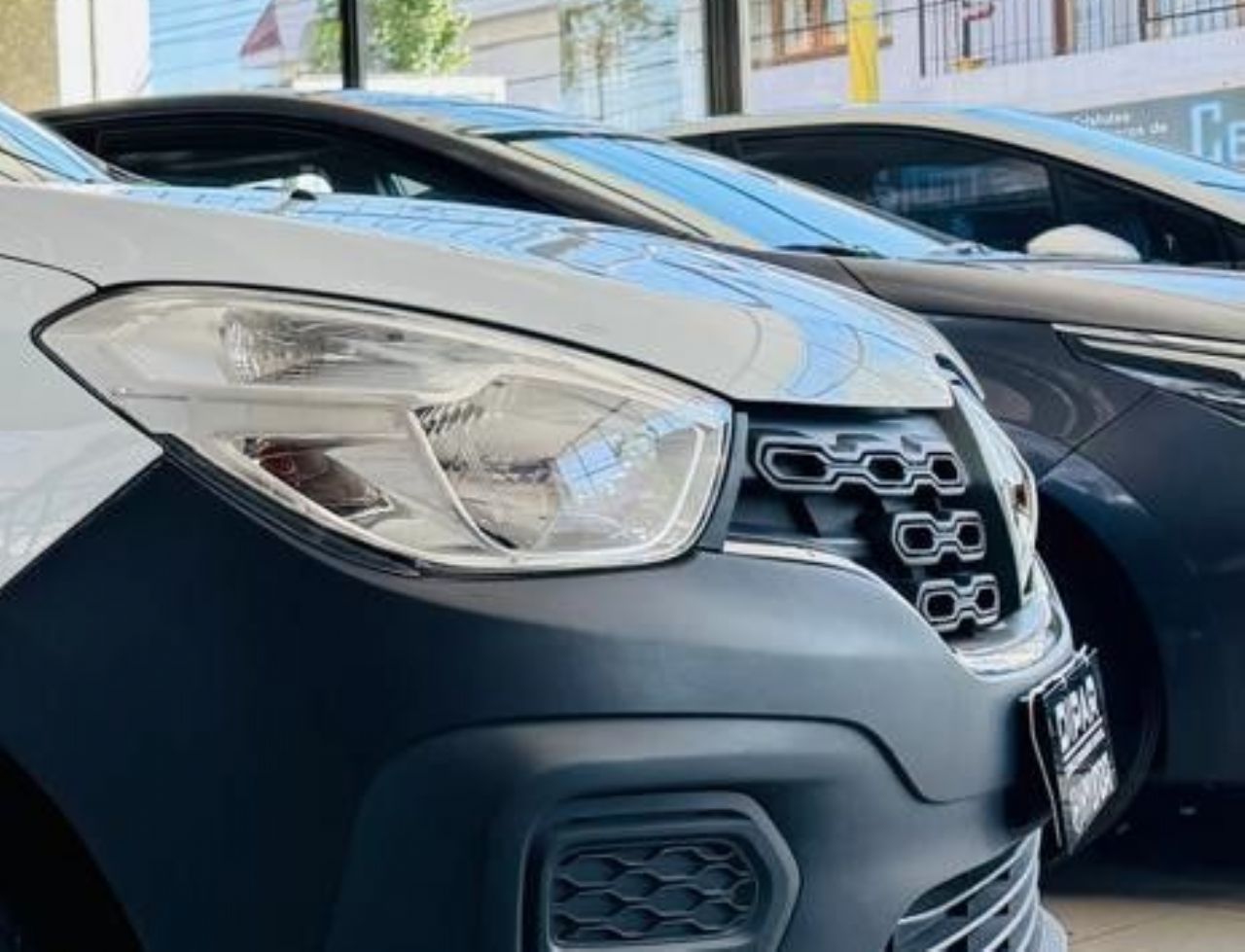 Renault Kangoo Usada en Mendoza, deRuedas