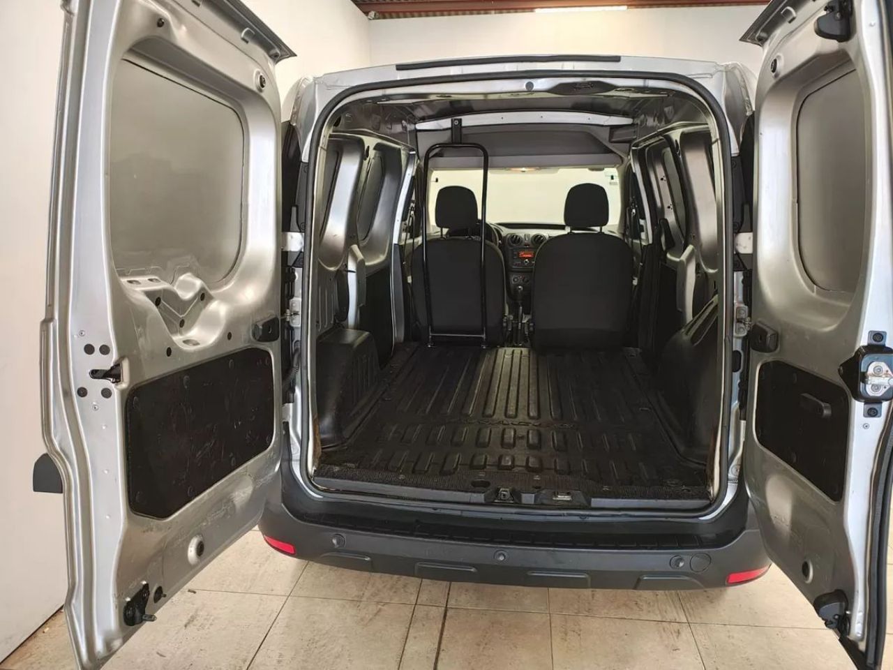 Renault Kangoo Usada en Córdoba, deRuedas